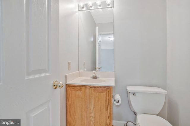 6483 Sedgwick St, Elkridge, MD 21075 - half bathroom featuring vanity and toilet