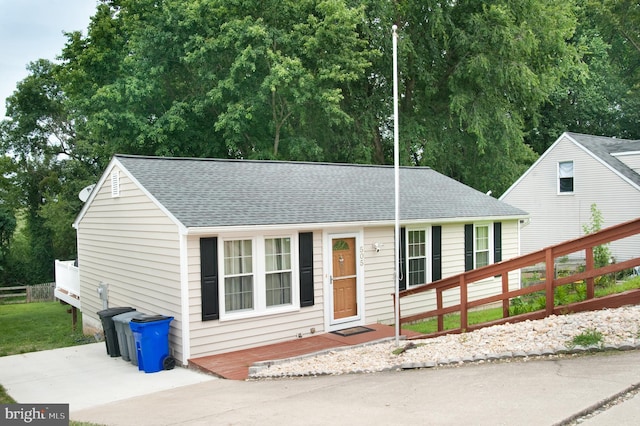 505 Northview Rd, Mount Airy, MD 21771 - ranch-style house with roof with shingles