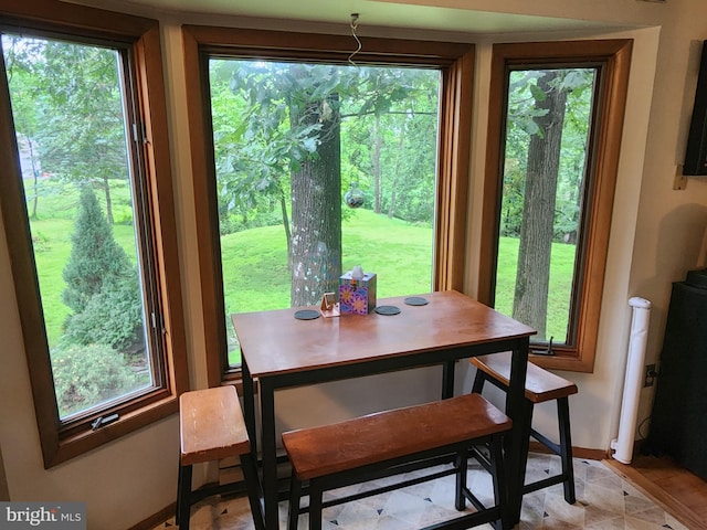 27 Gladys Trl, Fairfield, PA 17320 - dining room with baseboards