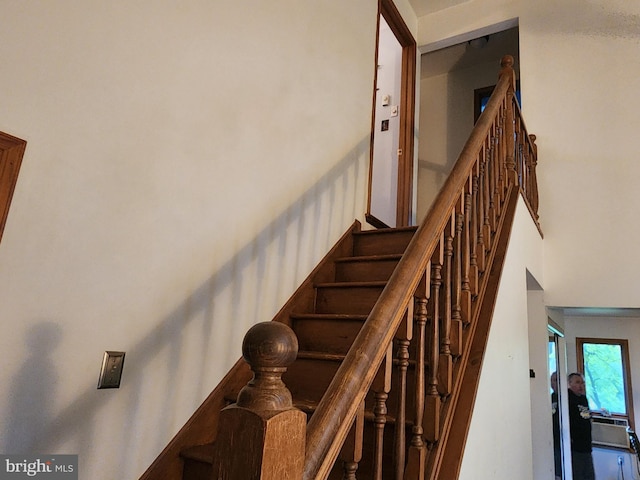 27 Gladys Trl, Fairfield, PA 17320 - stairway featuring a towering ceiling