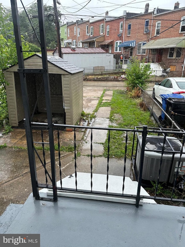 3720 Brooklyn, Baltimore, MD 21225 - view of balcony