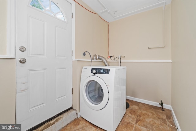 1735 Limestone Rd, Wilmington, DE 19804 - washroom featuring washer / dryer and baseboards