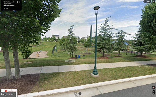 35 Gallery Rd, Stafford, VA 22554 - view of community with a yard