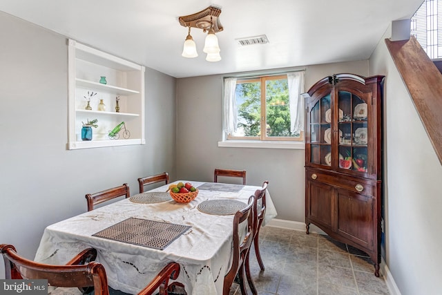 1446 California St, Woodbridge, VA 22191 - dining room with baseboards
