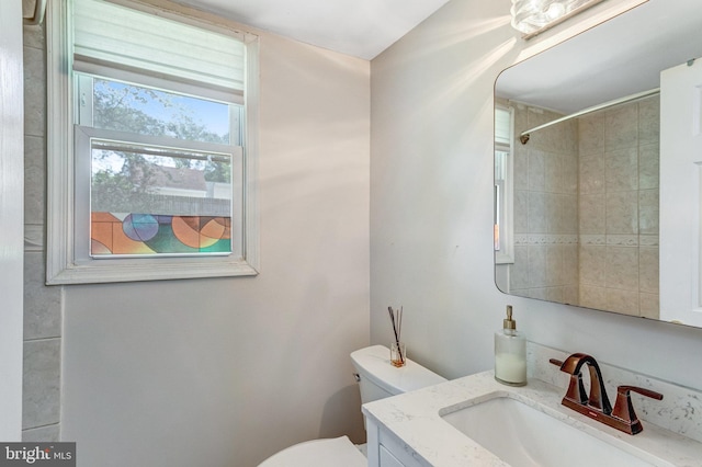 1446 California St, Woodbridge, VA 22191 - full bathroom with vanity and a shower