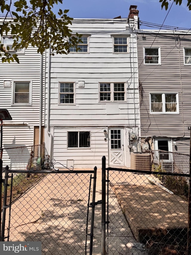 1504 Bonwood Rd, Wilmington, DE 19805