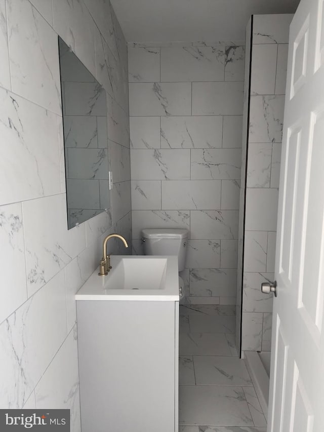 25 N 28th St, Camden, NJ 08105 - bathroom featuring vanity and toilet