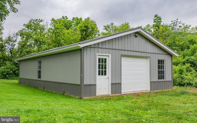 1 Emerald St, Mill Hall, PA 17751 - view of garage