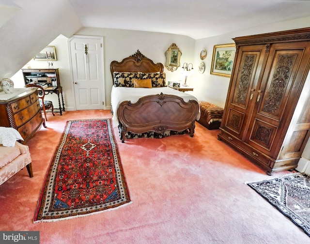 1722 Swamp Pike, Gilbertsville, PA 19525 - carpeted bedroom featuring lofted ceiling