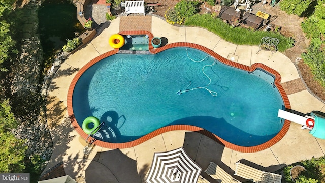 1722 Swamp Pike, Gilbertsville, PA 19525 - outdoor pool with a diving board and a patio area