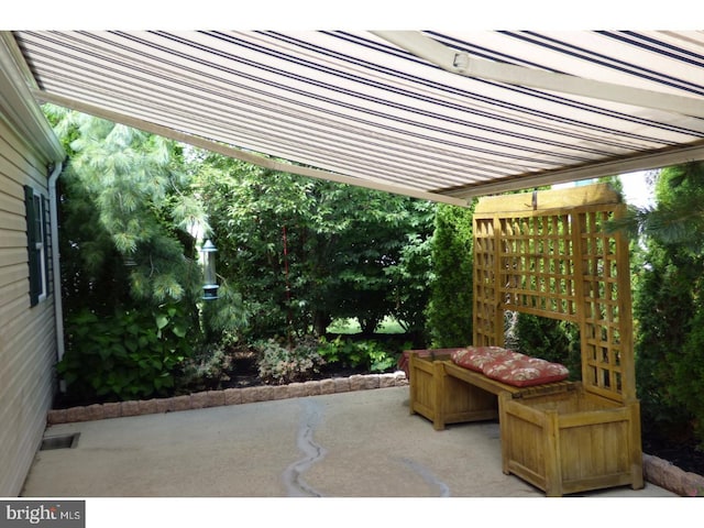 277 W 4th St, Red Hill, PA 18076 - view of patio