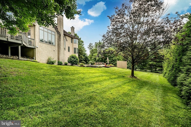 4 Taylor Chase Ln, West Chester, PA 19382 - view of grassy yard with a deck