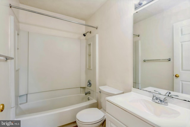 8 Tatler Pl, Owings Mills, MD 21117 - full bath featuring shower / tub combination and vanity