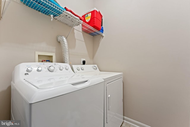 9480 Virginia Center Blvd Unit 327, Vienna, VA 22181 - laundry room featuring independent washer and dryer