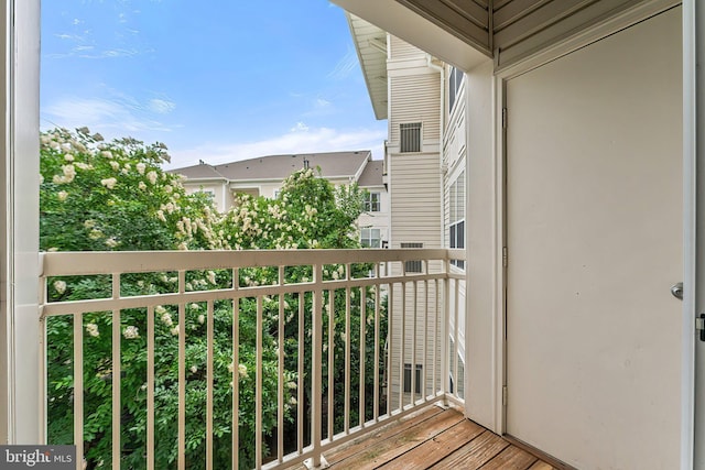 9480 Virginia Center Blvd Unit 327, Vienna, VA 22181 - view of balcony