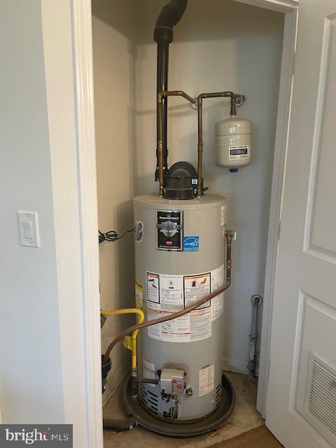 103 Raphael Ct, Williamstown, NJ 08094 - utility room with gas water heater