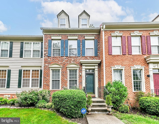 1246 Vintage Pl, Reston, VA 20194 - view of front of house featuring brick siding