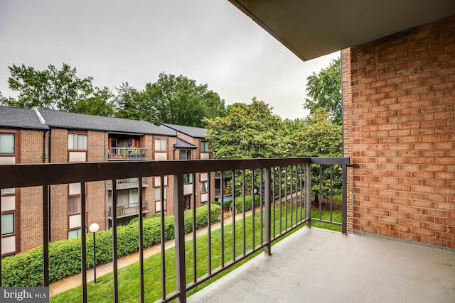9704 Kingsbridge Dr Unit 203, Fairfax, VA 22031 - view of balcony