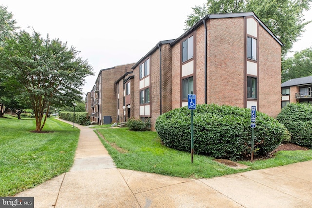 9704 Kingsbridge Dr Unit 203, Fairfax, VA 22031 - view of building exterior