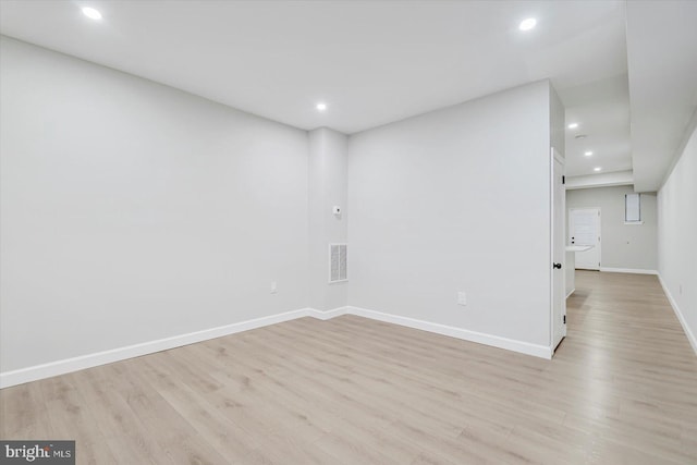 1635 Montpelier St, Baltimore, MD 21218 - unfurnished room with light wood-style floors and recessed lighting