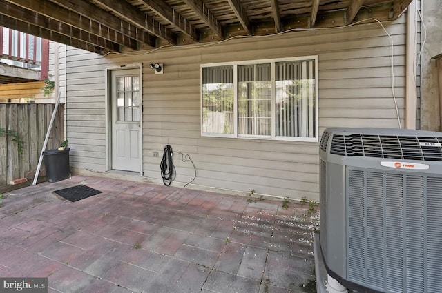 9258 Pirates Cv, Columbia, MD 21046 - view of patio / terrace