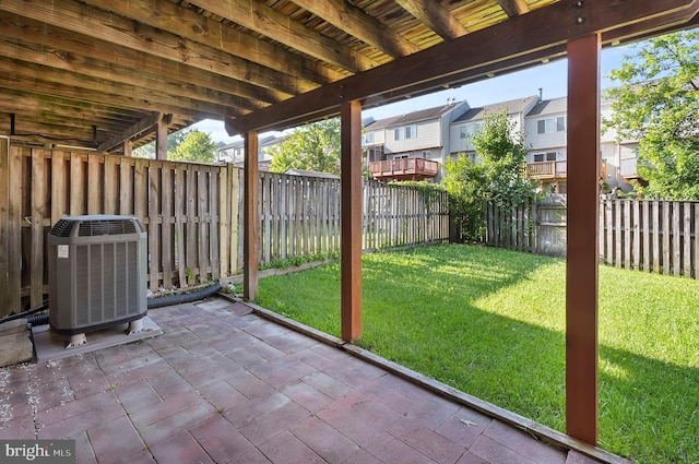 9258 Pirates Cv, Columbia, MD 21046 - fenced backyard with a residential view and a patio area