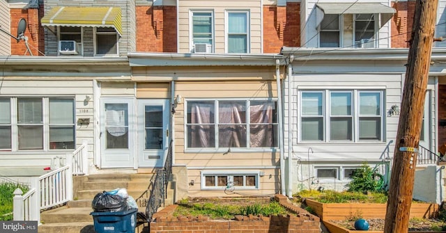 1110 E 11th St, Crum Lynne, PA 19022 - back of house with entry steps