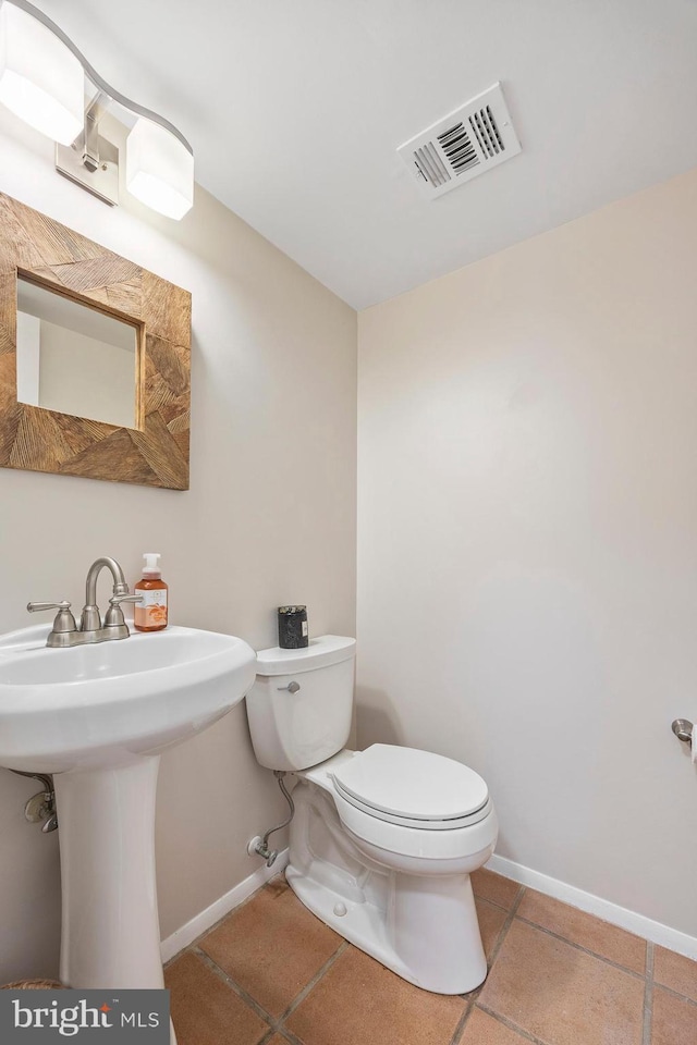 8306 Winslow Ave, Springfield, VA 22152 - bathroom featuring toilet and baseboards