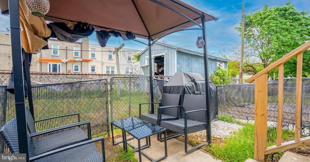 1115 E 11th St, Crum Lynne, PA 19022 - view of patio