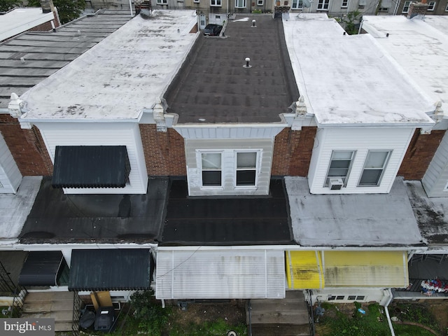 1115 E 11th St, Crum Lynne, PA 19022 - view from above of property