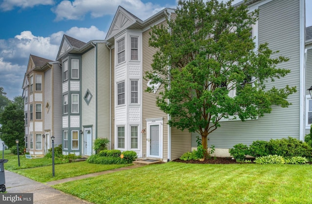 3436 Caledonia Cir, Woodbridge, VA 22192 - view of front of property featuring a front lawn
