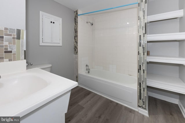 1537 Havilland Pl, Frederick, MD 21702 - full bathroom with wood finished floors, shower / bath combination, and vanity
