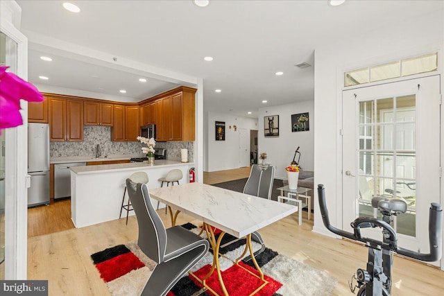 121 Kyle Way, Ewing, NJ 08628 - dining room featuring light wood-type flooring and recessed lighting