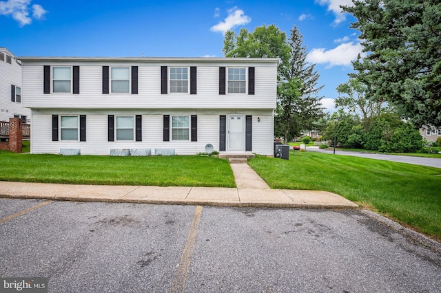 2 Brookshire Dr Unit A, Reisterstown, MD 21136 - colonial-style house with uncovered parking and a front yard