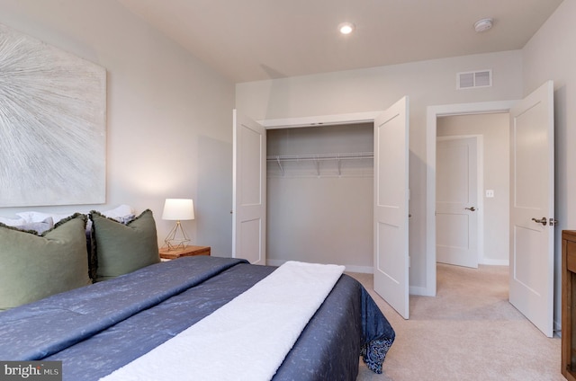 43792 Middleway Ter, Ashburn, VA 20147 - bedroom featuring light carpet, a closet, and recessed lighting