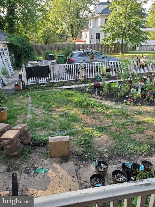 3107 Evergreen Ave, Baltimore, MD 21214 - view of yard