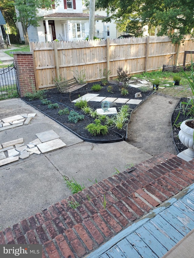 3107 Evergreen Ave, Baltimore, MD 21214 - view of yard