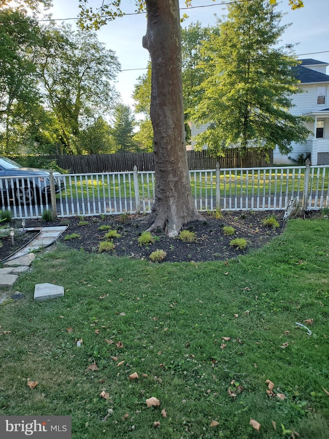 3107 Evergreen Ave, Baltimore, MD 21214 - view of yard