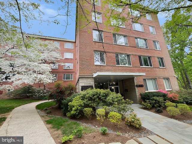 4100 W St NW Unit 308, Washington, DC 20007 - view of building exterior