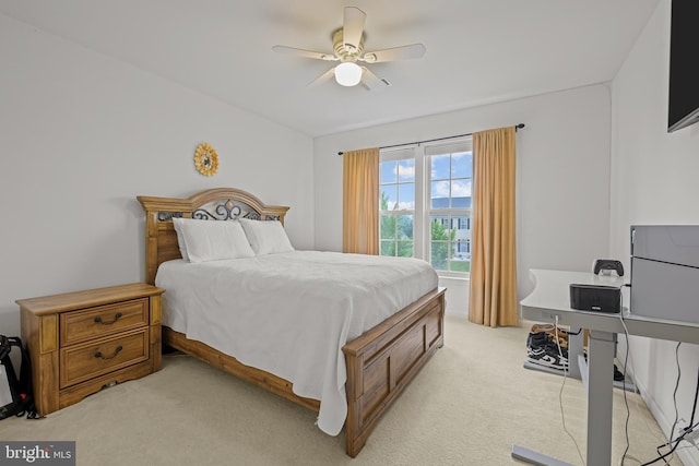 734 Wood Duck Ct, Middletown, DE 19709 - bedroom featuring light carpet, an office area, and a ceiling fan