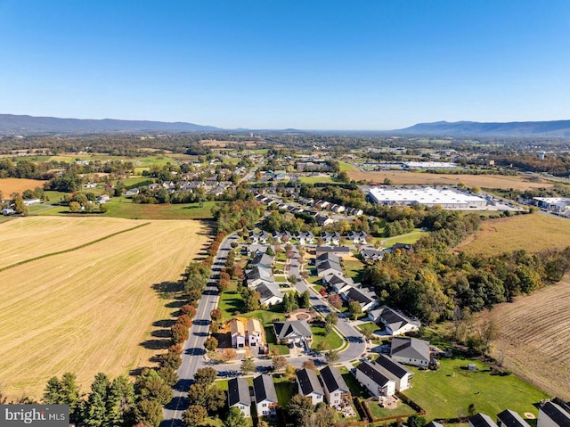 564 Great Oak Ct, Woodstock, VA 22664 - aerial view of residential area featuring a mountainous background