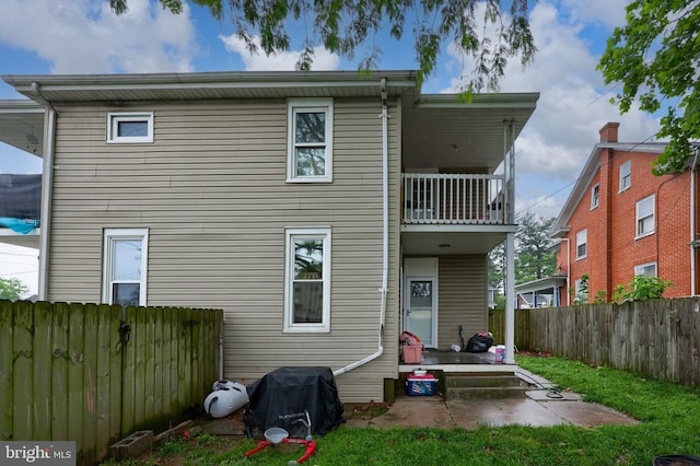 305 N Market St, Elizabethtown, PA 17022 - rear view of property with a balcony and a patio area