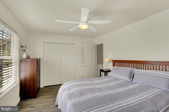309 Lincoln Ave, Harrisburg, PA 17111 - bedroom featuring wood finished floors, a closet, and a ceiling fan