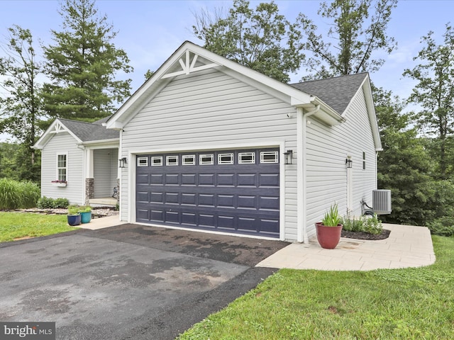 443 Executive Way, Hedgesville, WV 25427 - ranch-style home featuring an attached garage, roof with shingles, and driveway