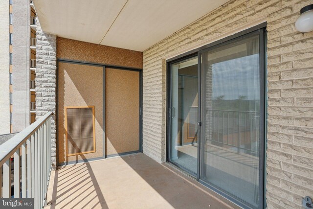 10306 Valley Forge Cir Unit 306, King Of Prussia, PA 19406 - view of balcony