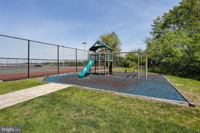 10306 Valley Forge Cir Unit 306, King Of Prussia, PA 19406 - view of community playground