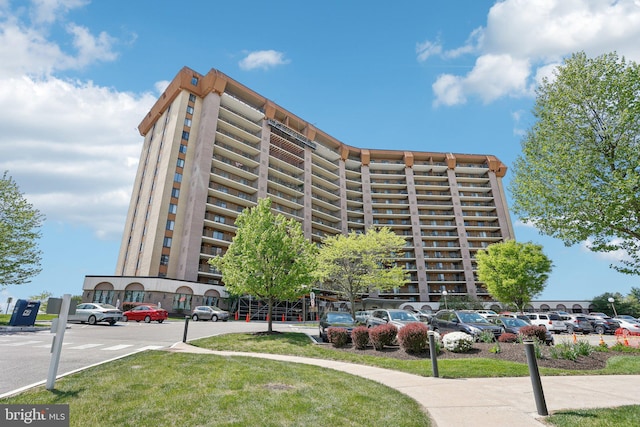 10306 Valley Forge Cir Unit 306, King Of Prussia, PA 19406 - view of building exterior