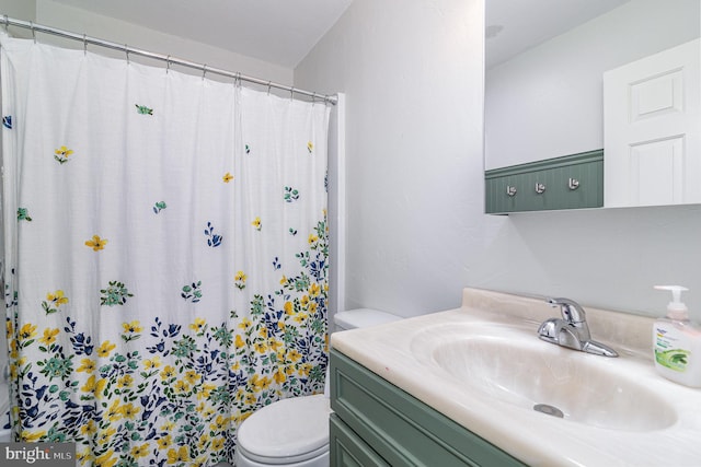 463 Maple St, Manchester, PA 17345 - bathroom featuring vanity and a shower with curtain