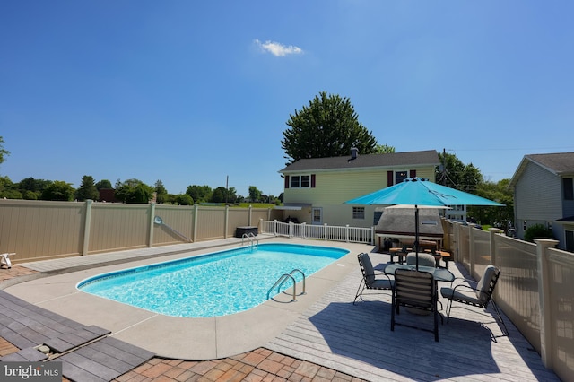 1 Sherman St, Hanover, PA 17331 - view of swimming pool