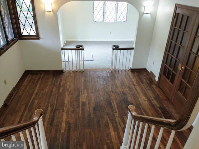 512 Mifflin Blvd, Reading, PA 19607 - interior space with arched walkways and wood finished floors